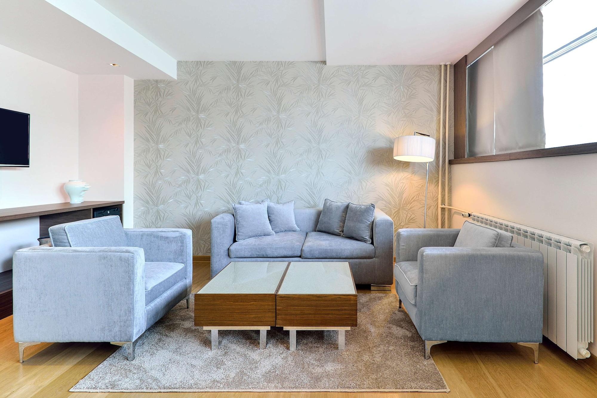 Art Hotel, A Member Of Radisson Individuals Отель Белград