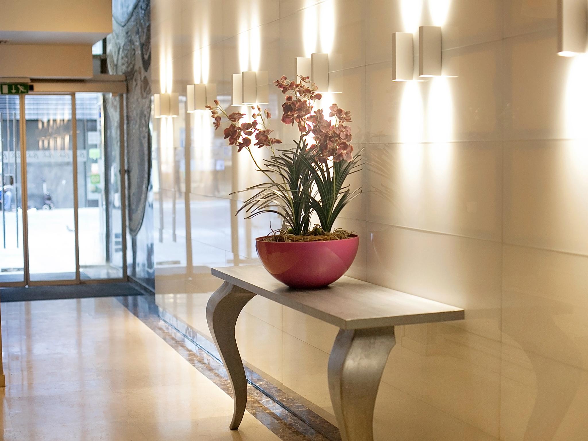 Отель Art Hotel, A Member Of Radisson Individuals 4*