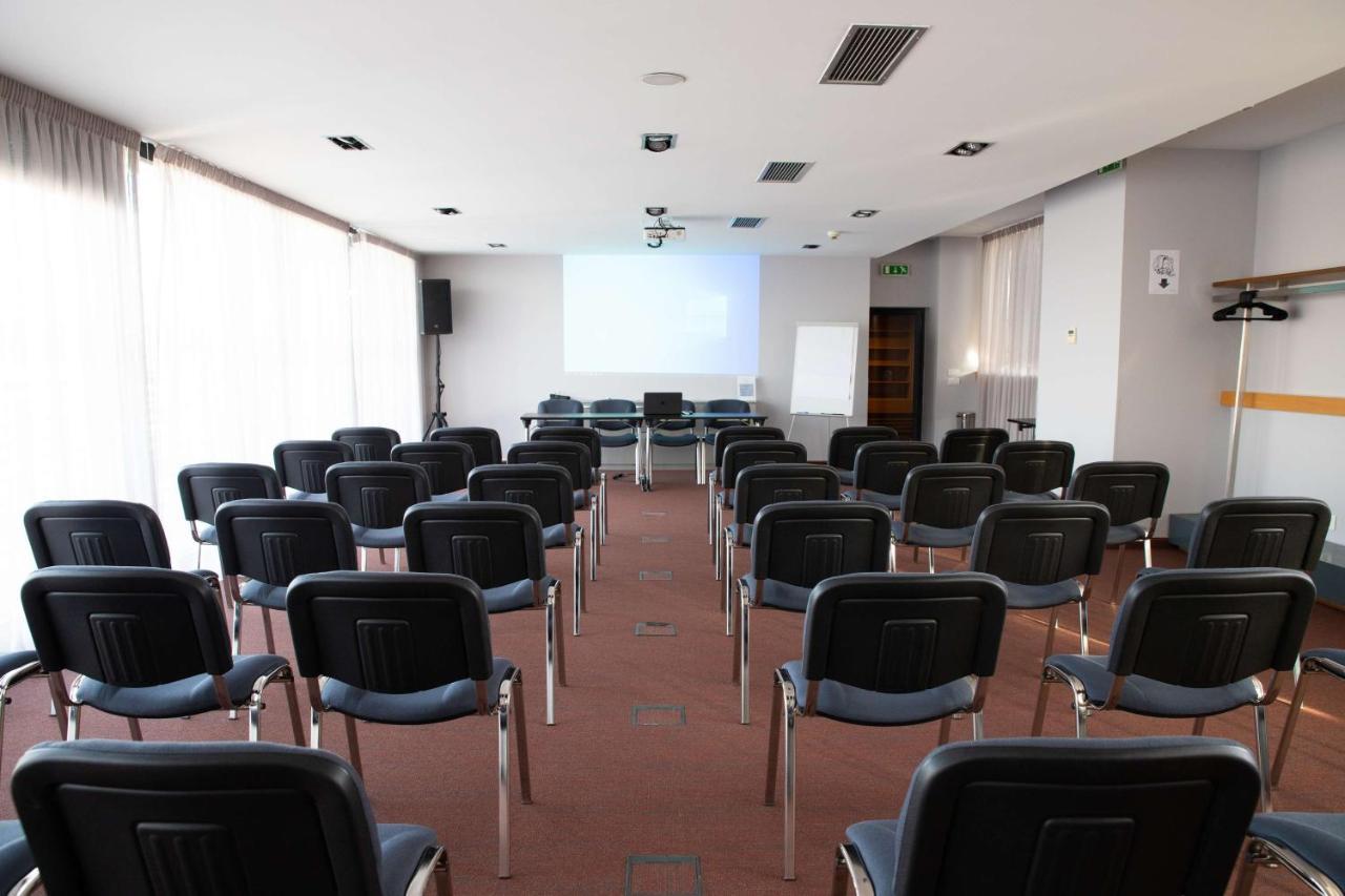 Art Hotel, A Member Of Radisson Individuals Белград