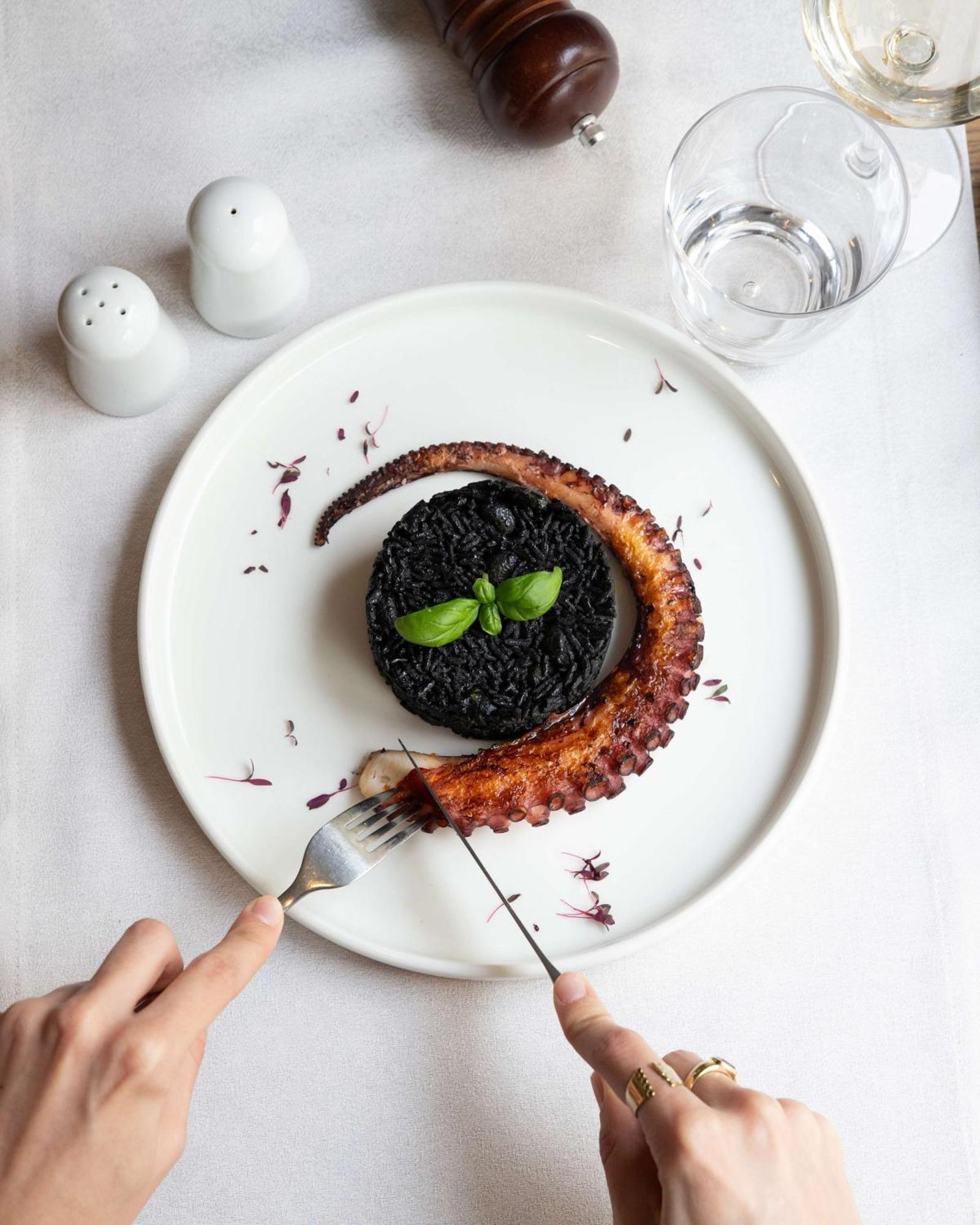 Art Hotel, A Member Of Radisson Individuals Отель 4*