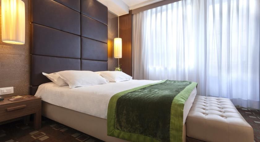 Art Hotel, A Member Of Radisson Individuals Hotel 4*